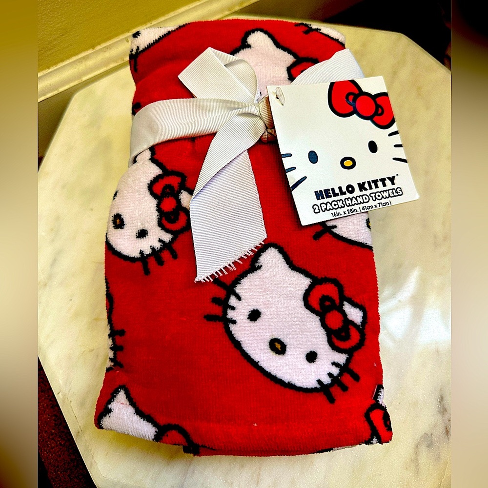 Hello Kitty Red Valentines Hand Towels. 2pk.